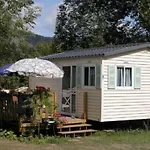 营地 Mobil-home Avec Terrasse - 5 Pers. - Api-1-52-1987 *