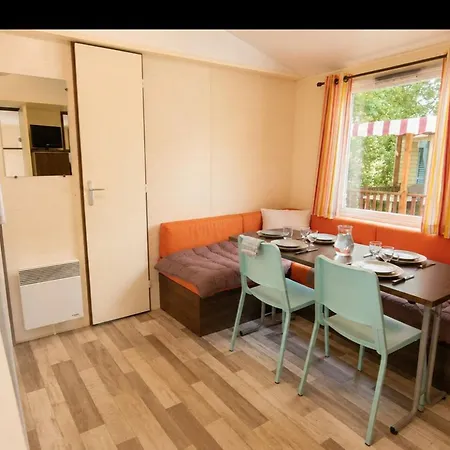 Mobil-home Avec Terrasse - 5 Pers. - Api-1-52-1987 Молеон-Лишар